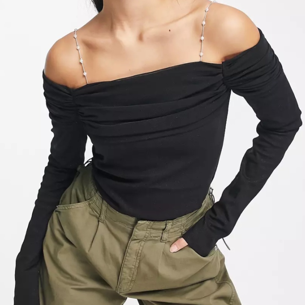 Urban Revivo ruched long sleeve off-the-shoulder top in black